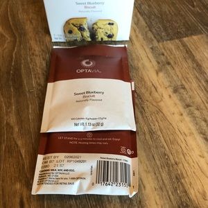 OPTAVIA sweet blueberry biscuit